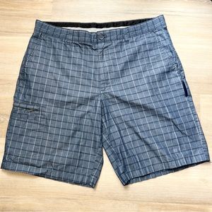 Greg Norman Five Iron Shorts - Size 36
